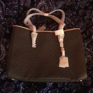 Michael Kors Tote